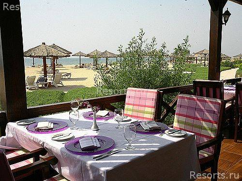 Al Hamra Fort Hotel & Beach Resort 34
